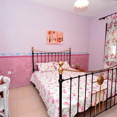 Nina House * Skala Sotiros