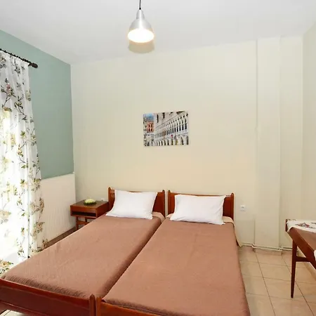 Camping Nina House Skala Sotiros